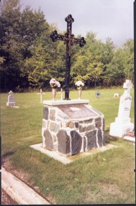 Dobrowody-cemetery cross